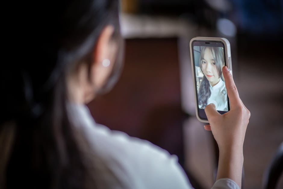 Başlık: “2024’ün En Yenilikçi Mobil Teknolojileri: Geleceği Cepte Taşıyın!”