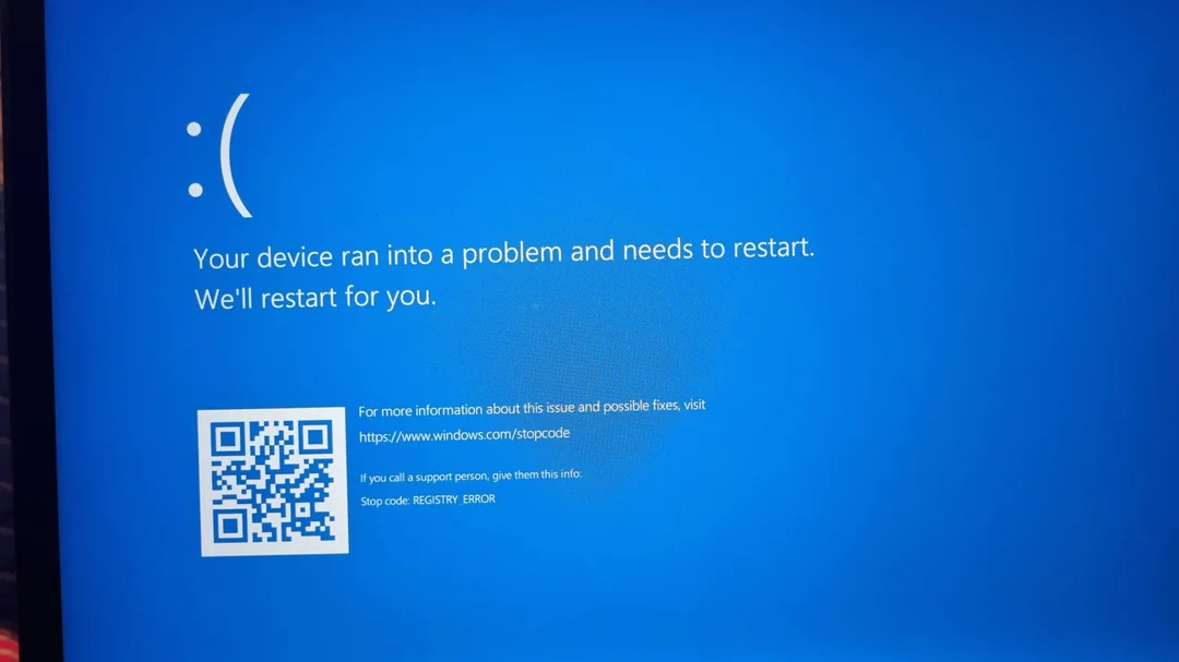 Windows’un Korkulu Rüyası: “Your Device Ran Into a Problem” (BSOD) Hata Kodunu Anlamak ve Çözmek