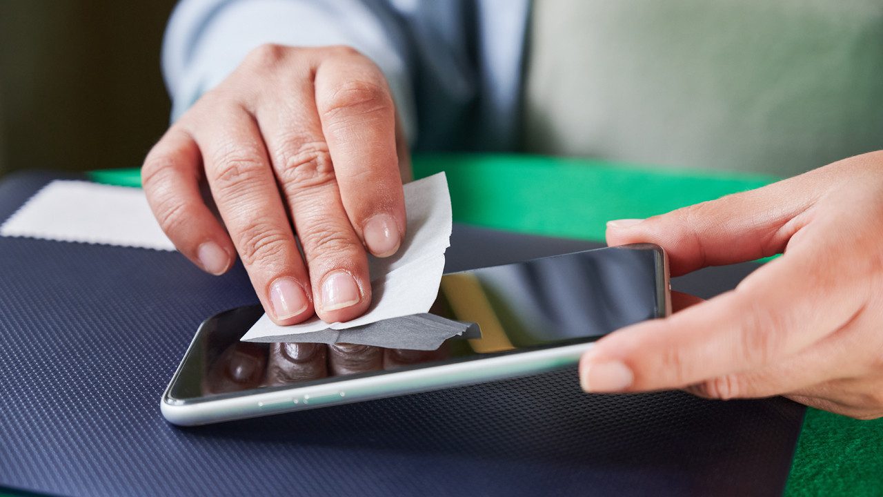 Akıllı Telefon Ekranlarını Korumanın En Akıllı Yolu: Temperli Camın Sunduğu Üstün Koruma