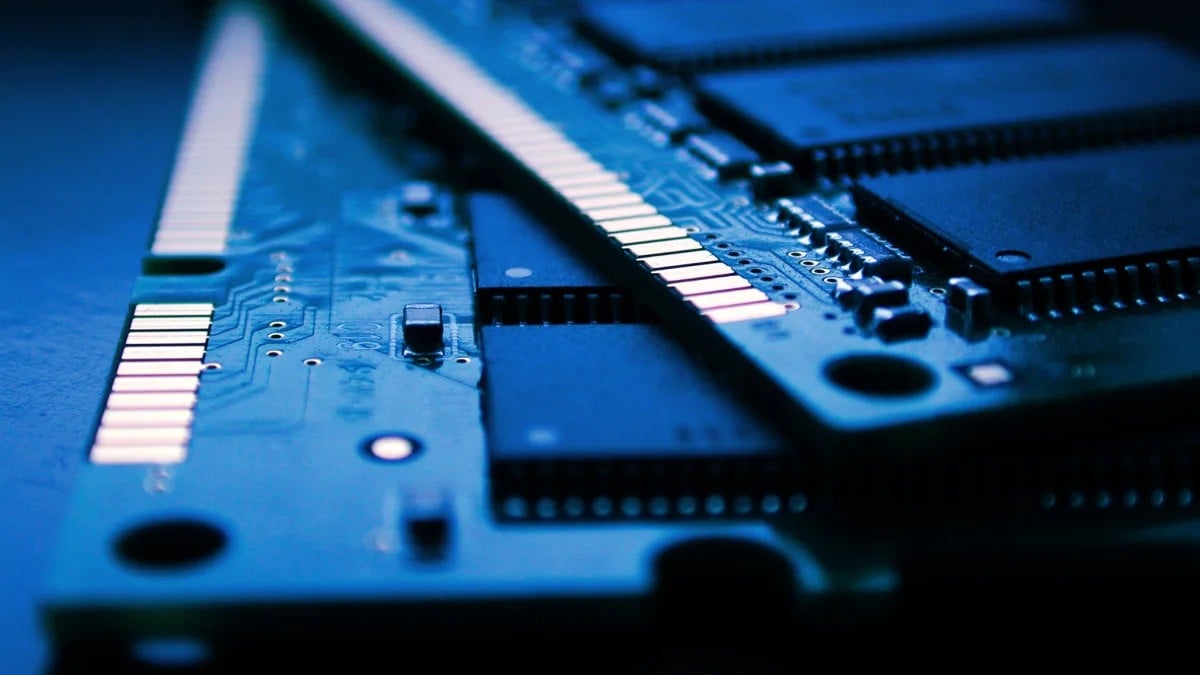 DDR5 Belleklerin Potansiyelini Açığa Çıkarın: Hız ve Gecikme Optimizasyonu