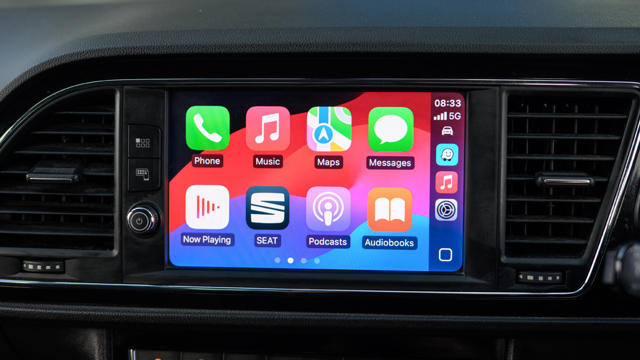 Apple CarPlay: Kablosuz Mu, Kablolu Mu? Bağlantı Teknolojileri ve Detaylar