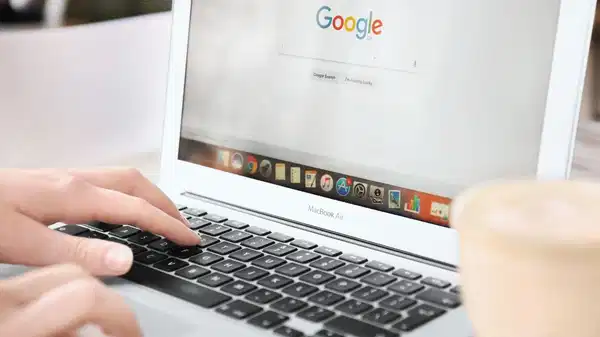 Rusya’dan Google’a Tam Yasak Sinyali: Veri Güvenliği Endişeleri Artıyor