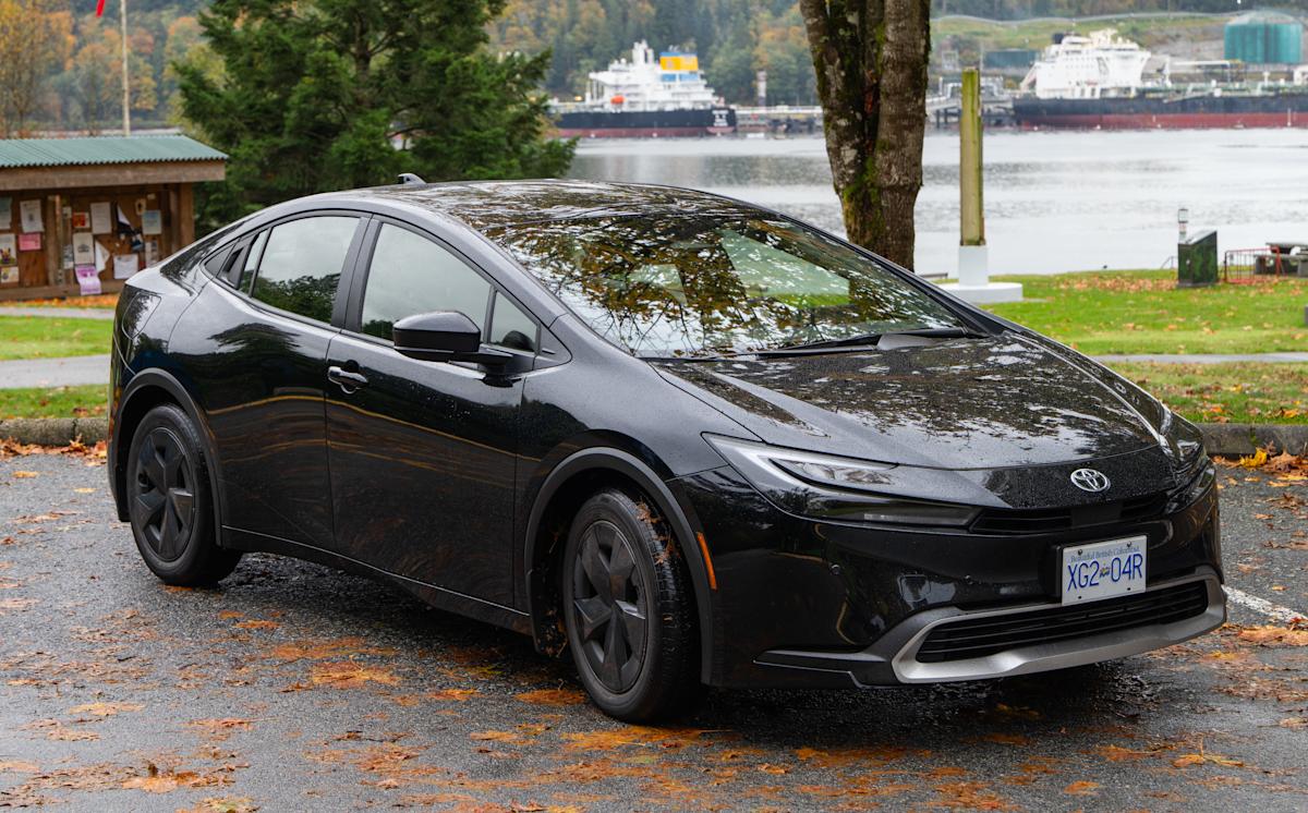 2024 Toyota Prius Prime İncelemesi: Plug-in Hibritin Gerçekleri ve Deneyimleri 🚗💨