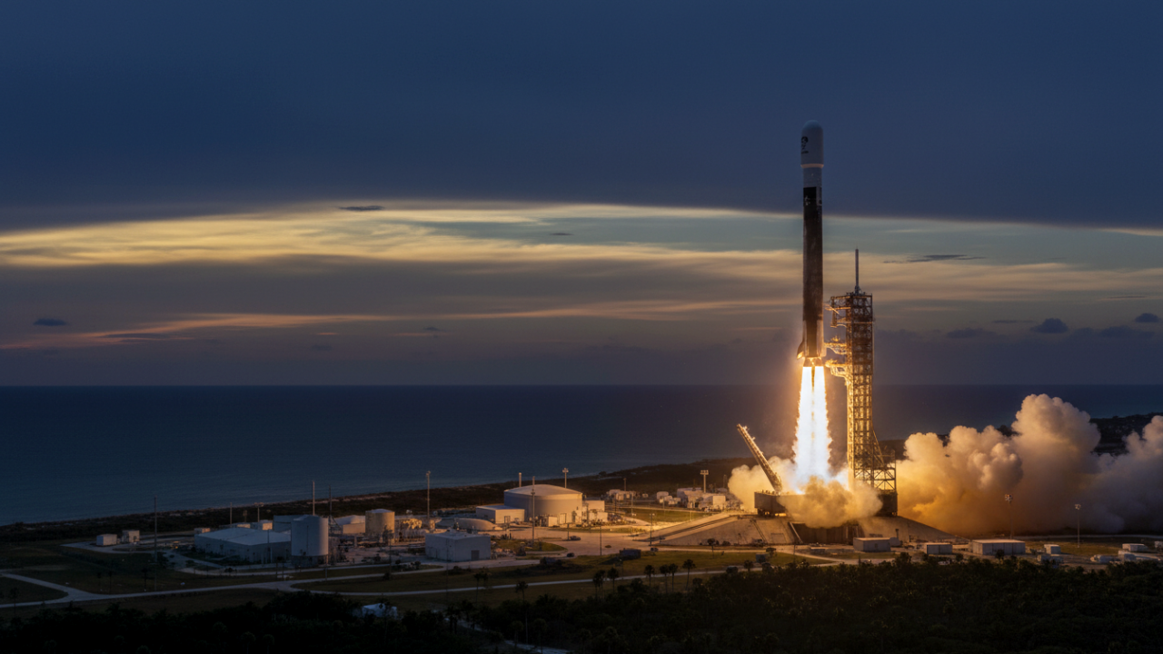 New Glenn Roketi İlk Kez Yeniden Kullanılabilir Bir Booster ile Gökyüzüyle Buluşuyor